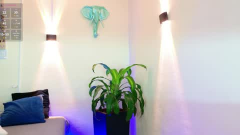 Snapshot of mandyminx66 chatting on May 6, 8:36 pm Mandy Val online show from May 6, 8:36 pm