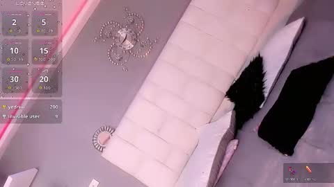 manellyksparklee online show from September 11, 4:29 pm