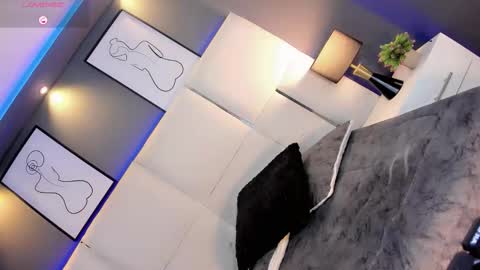 manellyksparklee online show from November 24, 1:00 pm