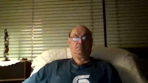 manes5858 online show from May 18, 8:03 pm
