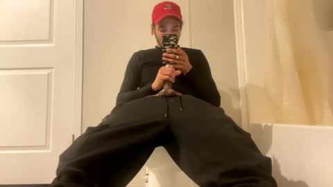 Snapshot of mani4sexy chatting on March 2, 6:27 am Mani4sexy online show from March 2, 6:27 am