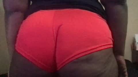 Yamsandcams online show from July 5, 6:53 am