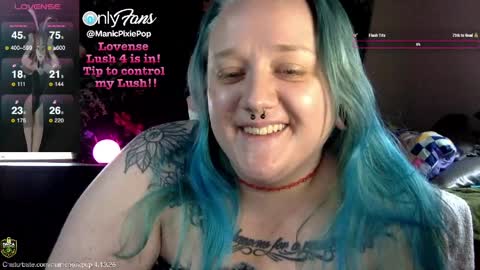 Snapshot of manicpixiepop chatting on April 10, 6:34 pm ManicPixiePop online show from April 10, 6:34 pm