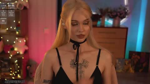 Amelie online show from April 29, 5:41 pm