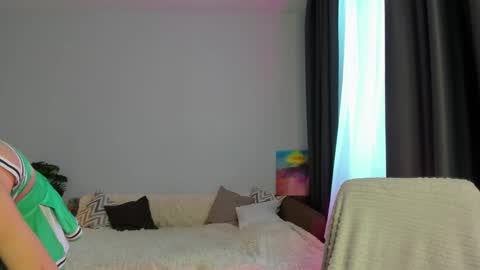 Snapshot of manita_misti chatting on February 9, 9:35 am Manita online show from February 9, 9:35 am