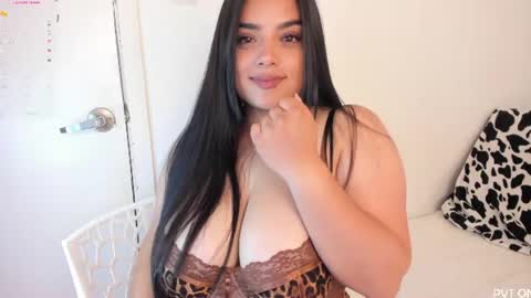 Snapshot of manneliik_ chatting on July 22, 2:03 am Sofia Sanchez online show from July 22, 2:03 am