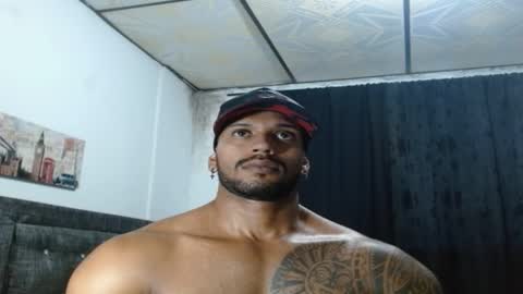 Snapshot of manolofitt chatting on January 24, 11:12 pm Manolo online show from January 24, 11:12 pm