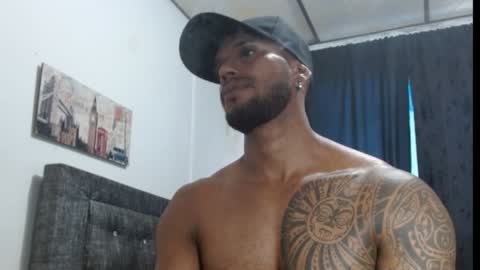 Snapshot of manolofitt chatting on January 31, 10:10 pm Manolo online show from January 31, 10:10 pm