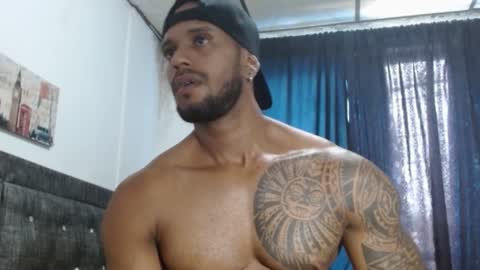 Snapshot of manolofitt chatting on February 2, 6:42 pm Manolo online show from February 2, 6:42 pm