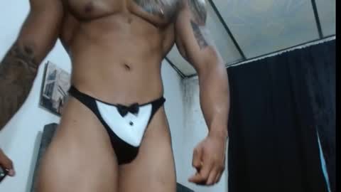 Snapshot of manolofitt chatting on February 9, 4:36 am Manolo online show from February 9, 4:36 am