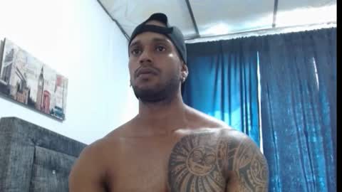 Snapshot of manolofitt chatting on February 10, 2:59 pm Manolo online show from February 10, 2:59 pm