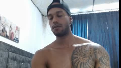 Snapshot of manolofitt chatting on February 10, 6:35 pm Manolo online show from February 10, 6:35 pm