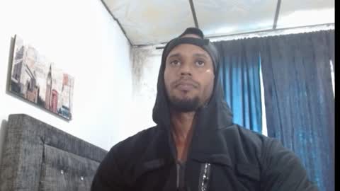 Snapshot of manolofitt chatting on March 6, 3:56 pm Manolo online show from March 6, 3:56 pm