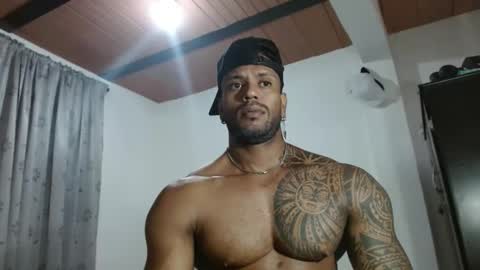 Snapshot of manolofitt chatting on September 26, 5:17 pm Manolo online show from September 26, 5:17 pm