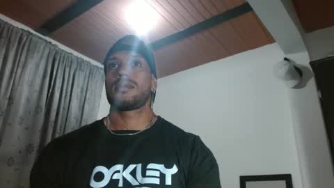 Snapshot of manolofitt chatting on October 20, 6:41 pm Manolo online show from October 20, 6:41 pm