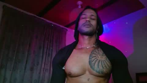 Snapshot of manolofitt chatting on October 30, 1:45 pm Manolo online show from October 30, 1:45 pm