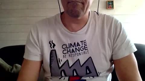 Snapshot of manpower2012 chatting on December 1, 11:48 am Manpo online show from December 1, 11:48 am