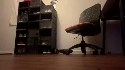 Snapshot of manster244 chatting on November 7, 8:36 am manster244 online show from November 7, 8:36 am