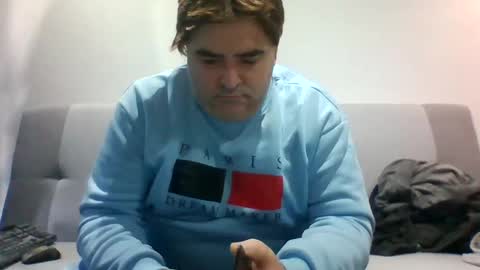 Snapshot of manu00004 chatting on February 18, 9:21 am marine lopez online show from February 18, 9:21 am