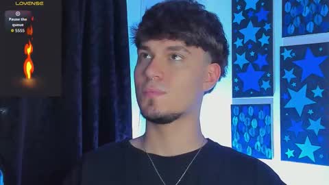  independent model online show from March 24, 3:11 am