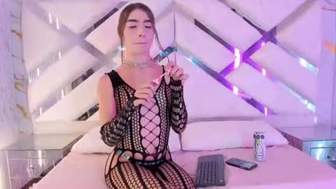 MA N UO S O R I O online show from June 16, 9:39 pm