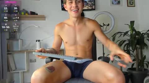 Snapshot of manucute_23_ chatting on November 7, 3:56 pm manucute 23 online show from November 7, 3:56 pm