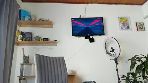 Snapshot of manucute_23_ chatting on December 3, 2:37 pm manucute 23 online show from December 3, 2:37 pm