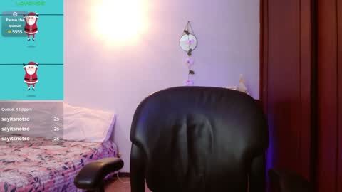 Snapshot of manue_bela chatting on January 14, 5:34 pm Angela online show from January 14, 5:34 pm