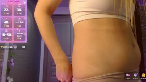 Snapshot of manue_bela chatting on February 7, 2:15 pm Angela online show from February 7, 2:15 pm