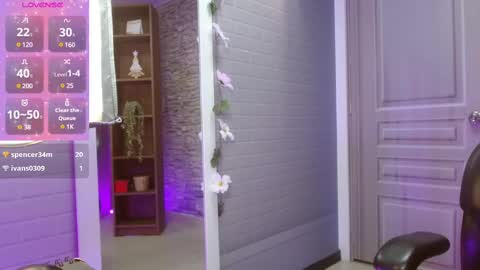 Snapshot of manue_bela chatting on February 26, 2:25 pm Angela online show from February 26, 2:25 pm