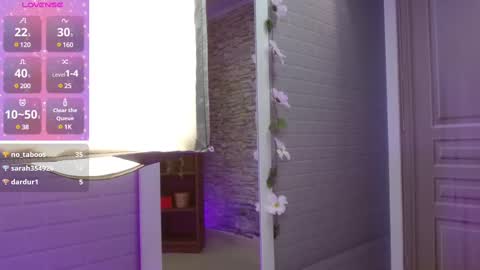 Snapshot of manue_bela chatting on February 28, 2:20 pm Angela online show from February 28, 2:20 pm