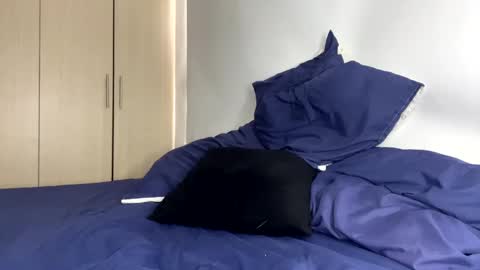 Manuel online show from January 17, 6:44 pm