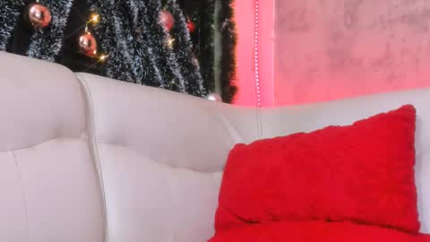 Manuel online show from December 15, 2:27 am