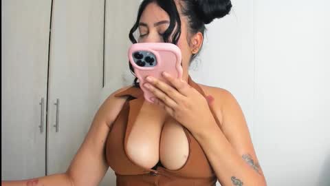 MANUELA online show from February 20, 2:28 pm