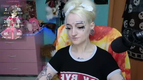 Snapshot of manuela_unicorn chatting on May 25, 9:21 pm Manuela online show from May 25, 9:21 pm