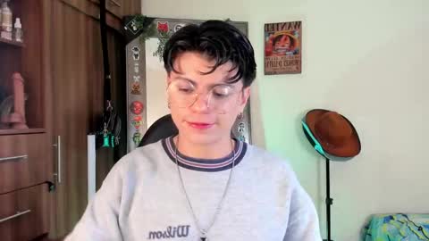 Snapshot of mar_alexis chatting on October 2, 7:10 pm mar_alexis online show from October 2, 7:10 pm