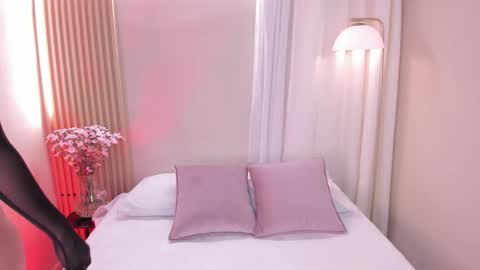 Mara  online show from December 2, 8:37 pm