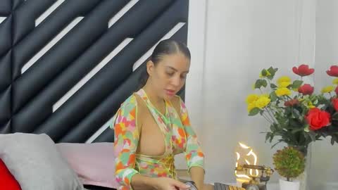 Mara  online show from October 6, 8:06 pm