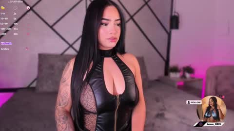Snapshot of mara_martinez chatting on September 13, 4:23 am online show from September 13, 4:23 am