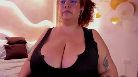 Snapshot of maraasweet chatting on July 4, 7:14 am Mrs. Sweet online show from July 4, 7:14 am