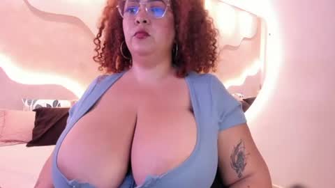 Snapshot of maraasweet chatting on August 1, 2:00 am Mrs. Sweet online show from August 1, 2:00 am