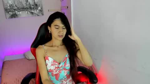 Snapshot of maraiah_petit chatting on September 28, 7:30 pm Mara online show from September 28, 7:30 pm