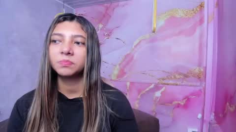 Maraluna online show from April 25, 11:13 am