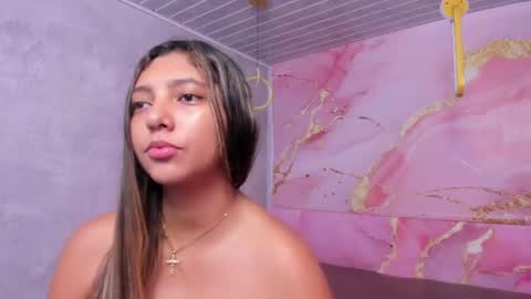Maraluna online show from April 26, 11:52 am