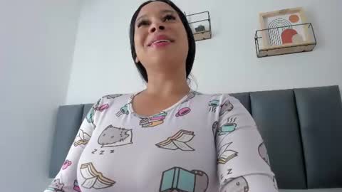 Snapshot of maraowen chatting on June 26, 12:09 pm Mara online show from June 26, 12:09 pm
