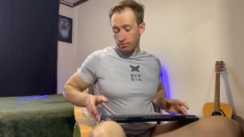 alex marvelxx online show from April 28, 7:46 am