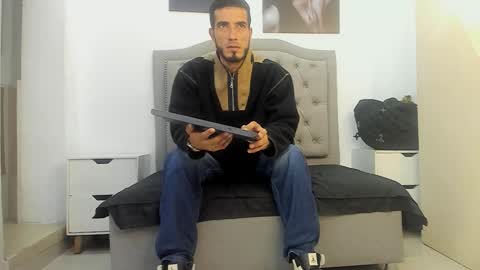 Marc Ruffalo online show from February 22, 7:12 pm