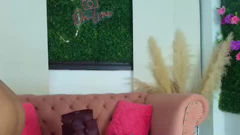 Snapshot of marcela_cepeda chatting on June 24, 7:02 pm Mar online show from June 24, 7:02 pm