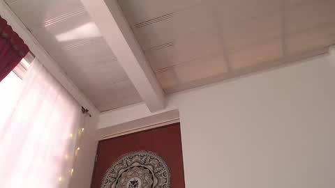 Snapshot of marceline_uu chatting on February 19, 7:27 pm M A R C I online show from February 19, 7:27 pm