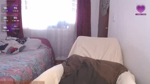 Snapshot of marceline_uu chatting on November 13, 7:24 pm M A R C I online show from November 13, 7:24 pm